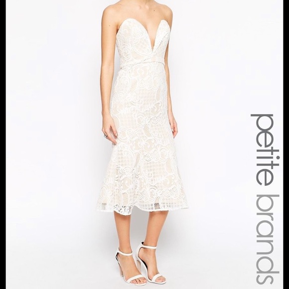 Jarlo Alicia Bandeau Midi Dress In All Over Lace - Picture 5 of 8